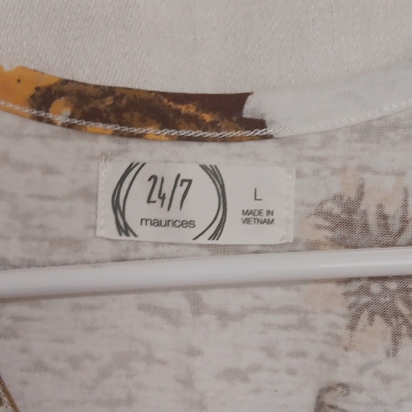 24/7 Maurices Gray Stripe Floral Racerback Tank Size Large - Picture 2 of 4